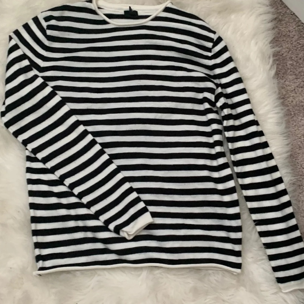 H&M striped shirt